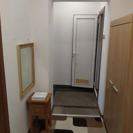 27 юли 3 бюджет 瓦爾納