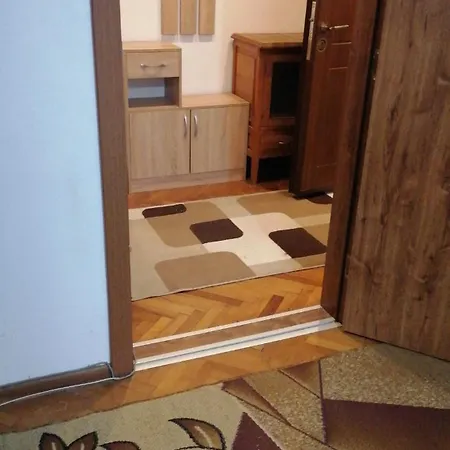 27 юли 3 бюджет * 瓦爾納