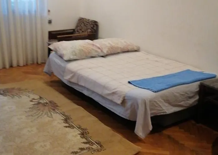 27 юли 3 бюджет Apartment Varna