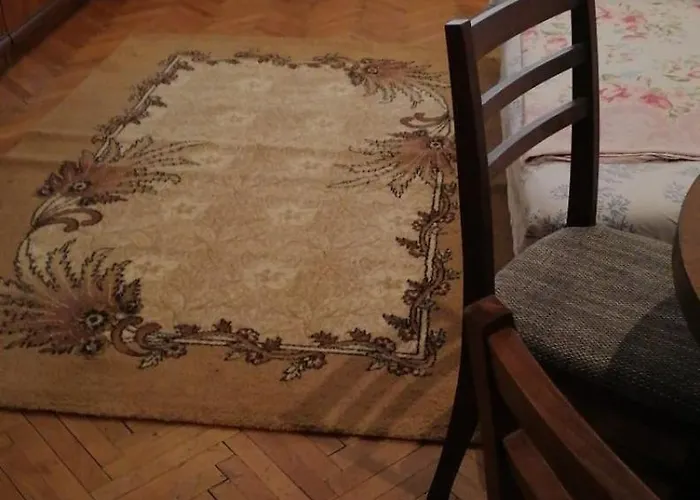 Apartment 27 юли 3 бюджет